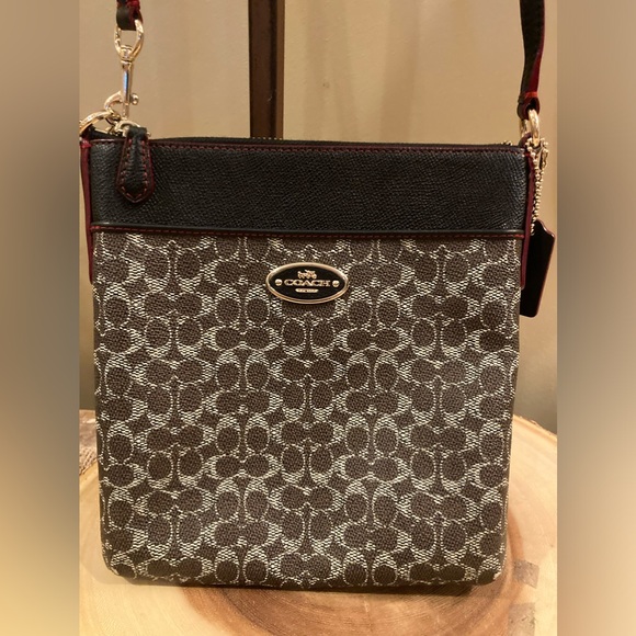 COACH BROWN & TAN COURIER CROSSBODY COATED‎ CANVAS LEATHER TRIM - Picture 1 of 8